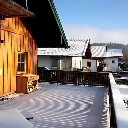 Haus Nummer Fuenf - Inklusive Chiemgau Karte Apartman *
