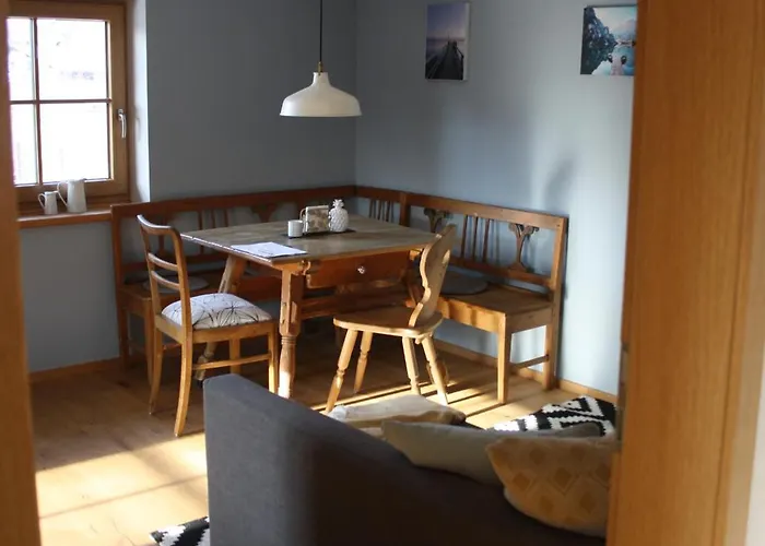公寓 Haus Nummer Fuenf - Inklusive Chiemgau Karte 希格斯多夫