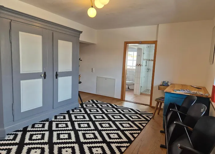 公寓 Haus Nummer Fuenf - Inklusive Chiemgau Karte